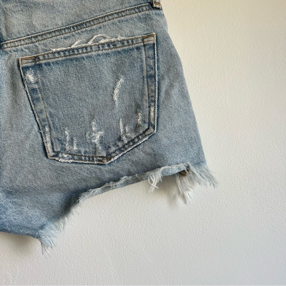 Agolde Parker Vintage Cut Off Shorts in Swapmeet - Picture 14 of 16
